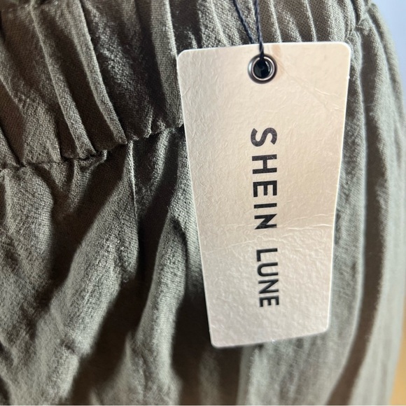 New With Tags!  Women's Paperbag Waist Side Pocket Skirt, Olive Green, Small - Picture 5 of 7